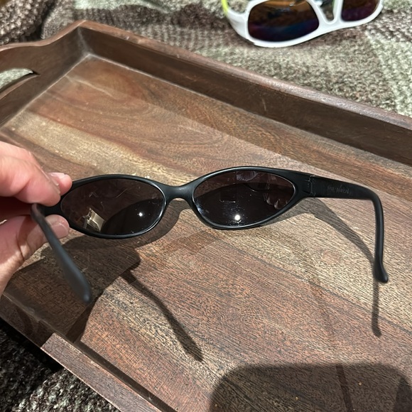 Designer sport sunglasses bundle - Picture 6 of 17